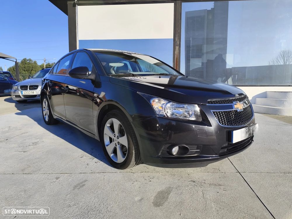 Chevrolet Cruze 1.6 LS - 1