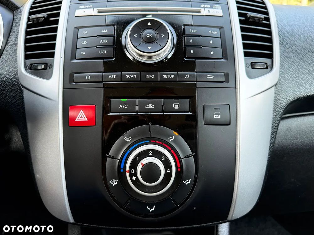 Kia Venga 1.4 CVVT ISG Vision - 26