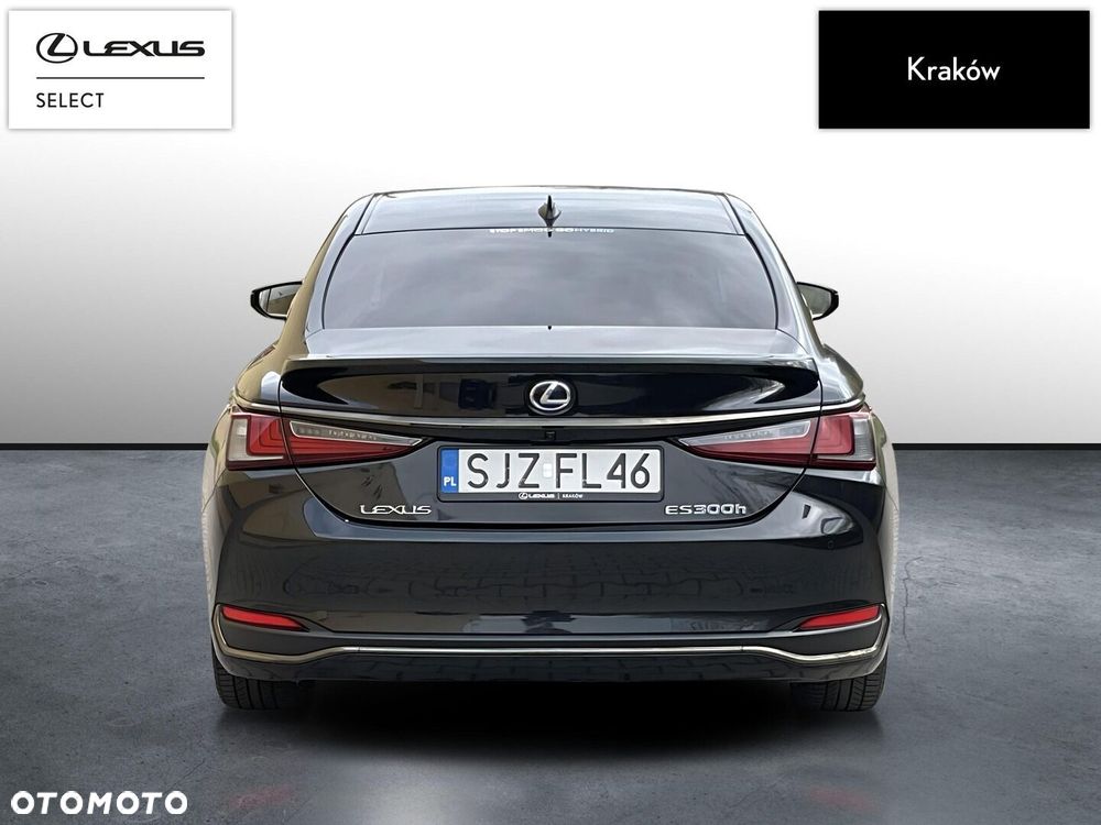 Lexus ES 300h F Sport Edition - 4