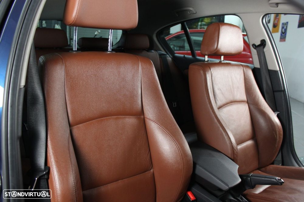 BMW 118 d Line Sport - 40