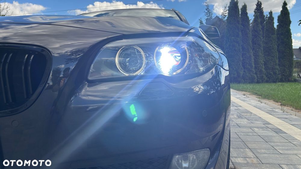 BMW Seria 5 520d Luxury Line - 9