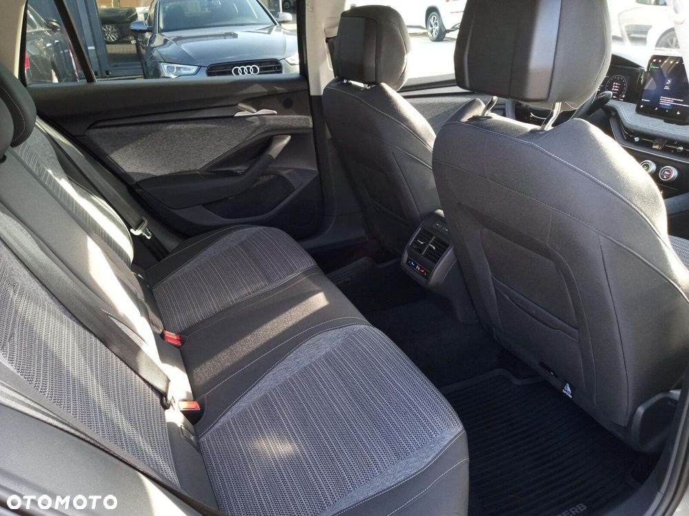 Skoda Superb - 37