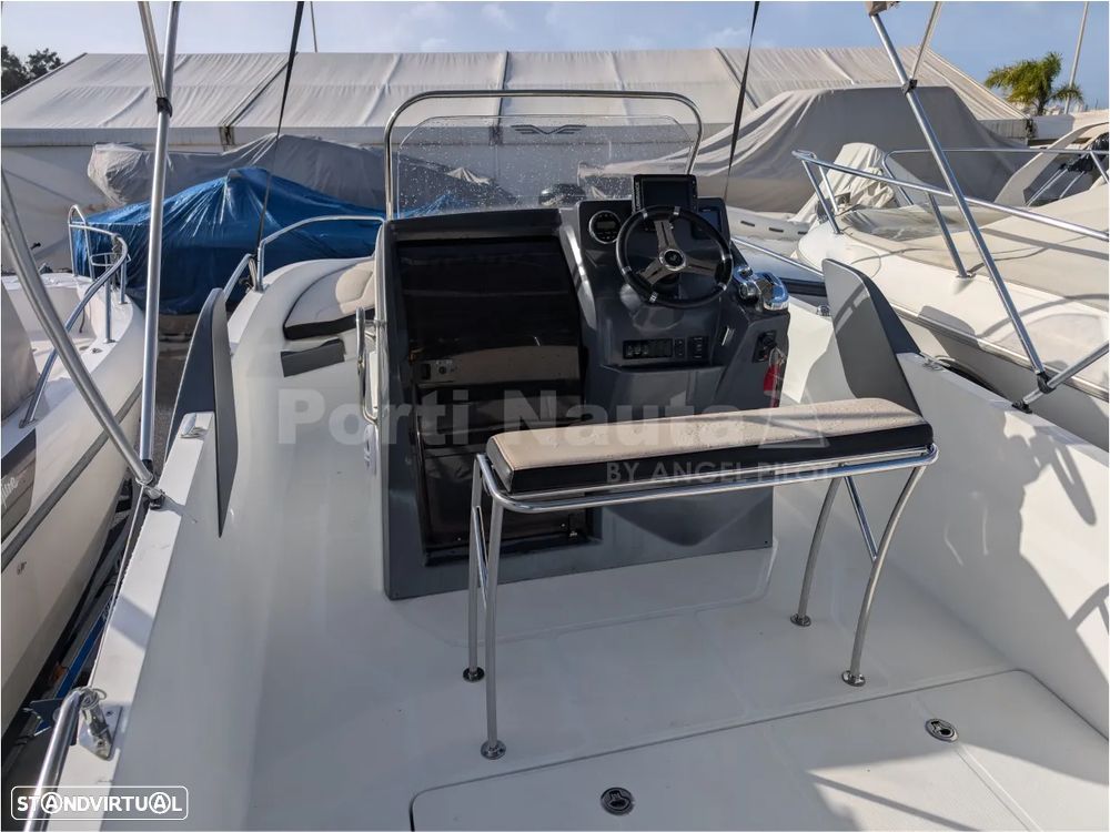 Beneteau Flyer 6.6 Spacedeck - 15