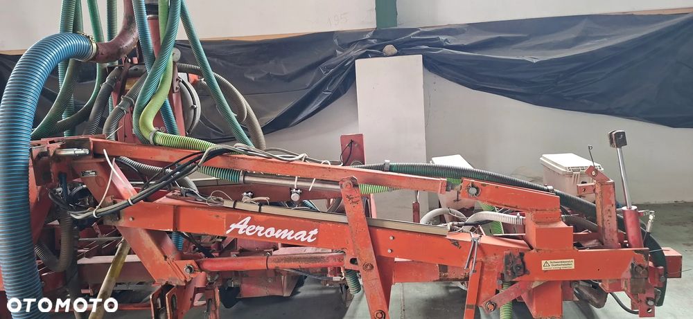 Kongskilde Siewnik kukurydzy Becker Aeromat P8 HPP - 5
