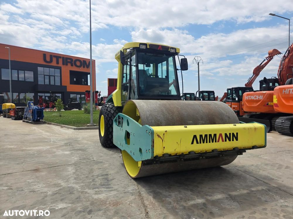 Ammann ASC110, 2018, 445h, Masa operationala 15tone, latime tambur 2,1m, lungime totala 5,7m, motor 115KW, posibilitate leasing 3 ani, STARE FOARTE BUNA-65.900 EUR+Tva - 20