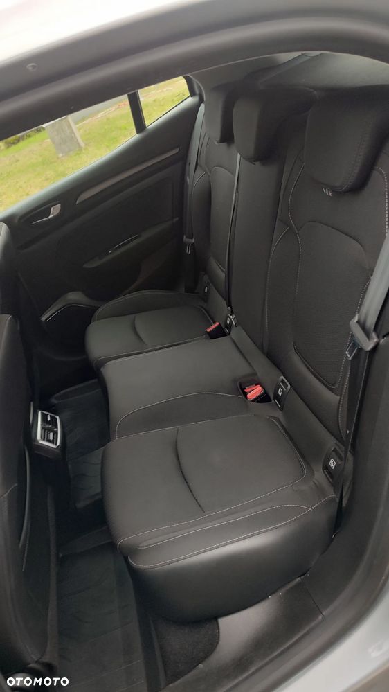 Renault Megane 1.3 TCe FAP Zen - 31