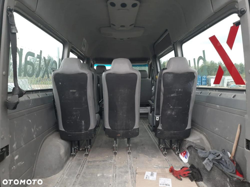 Volkswagen Crafter 30 TDI - 7