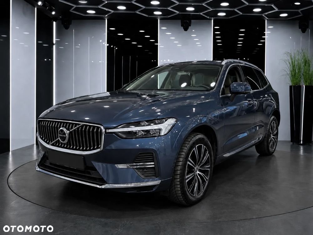 Volvo XC 60 T6 Plug-In Hybrid AWD Inscription - 2