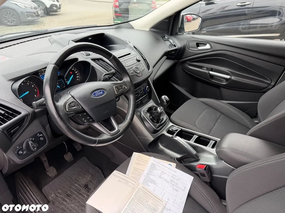 Ford Kuga 1.5 EcoBoost 2x4 Black & Silver - 10