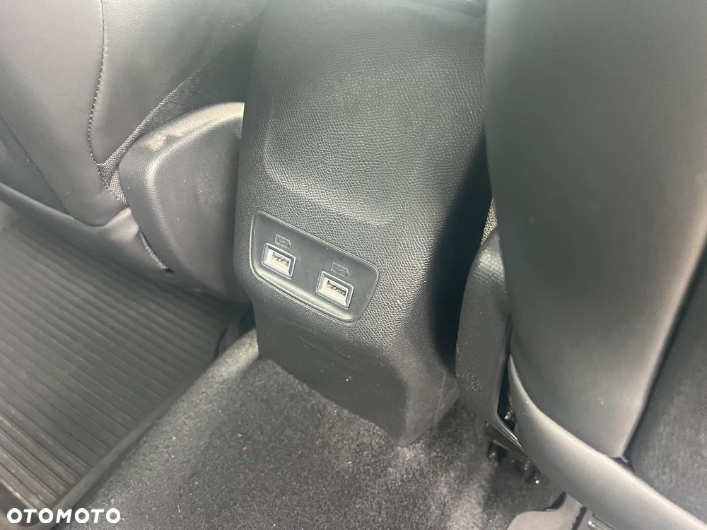 Peugeot 2008 1.2 PureTech GT Line S&S EAT8 - 21