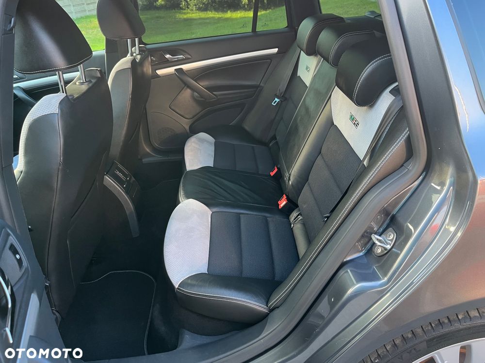 Skoda Octavia 2.0 TDI CR DPF RS - 10