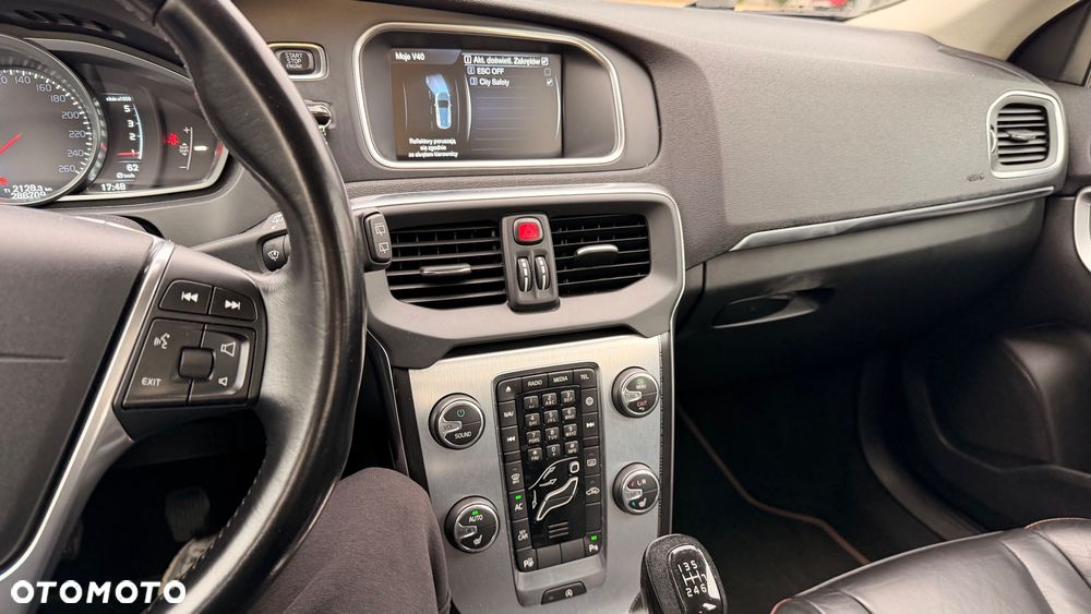 Volvo V40 D3 Ocean Race - 6