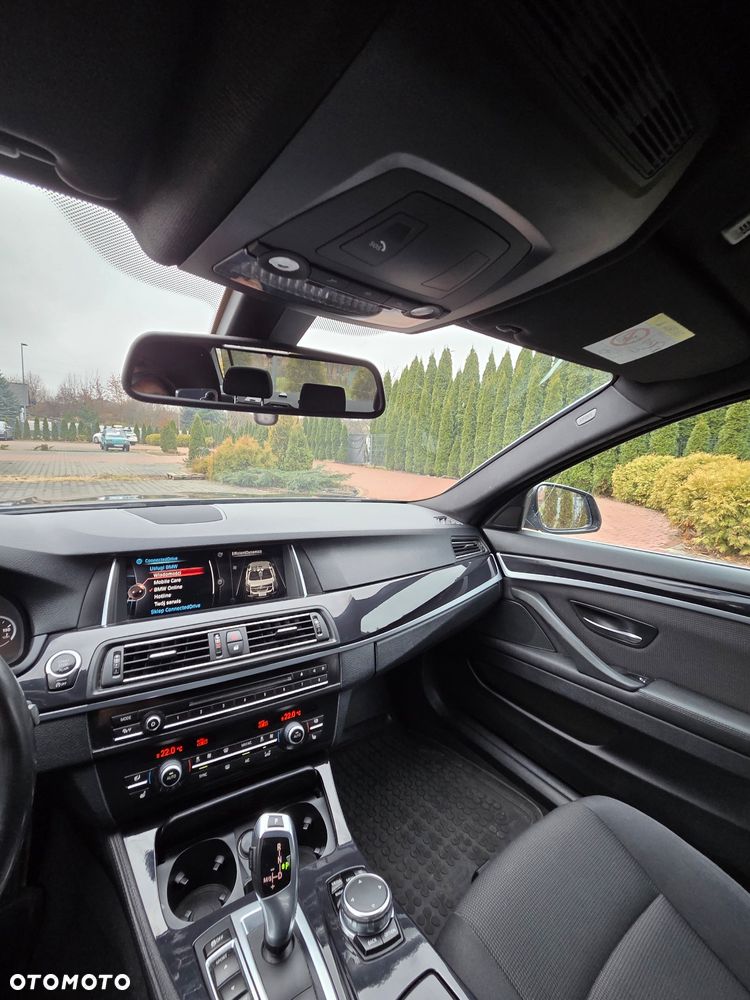 BMW Seria 5 520d xDrive - 8