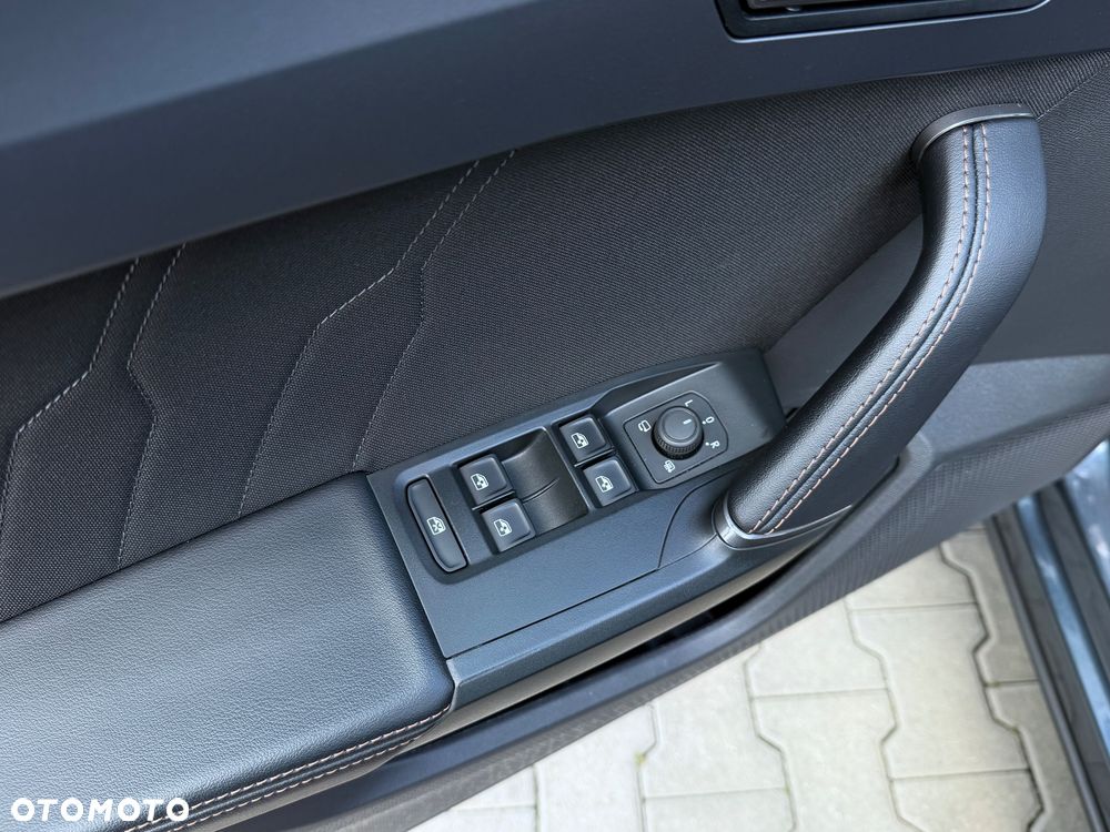 Cupra Formentor 1.5 eTSI DSG - 35
