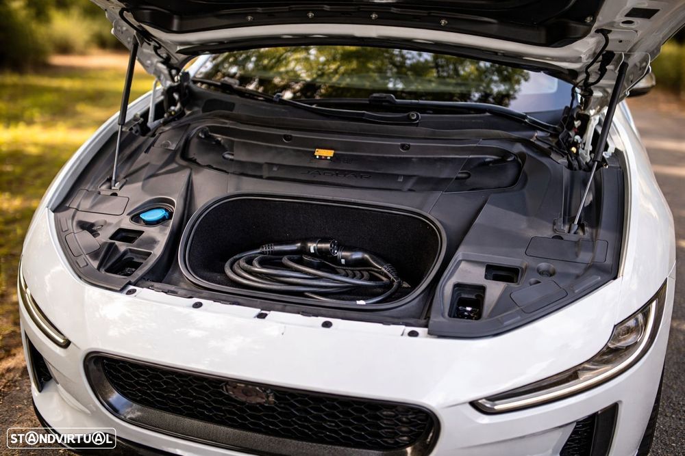 Jaguar I-Pace - 43
