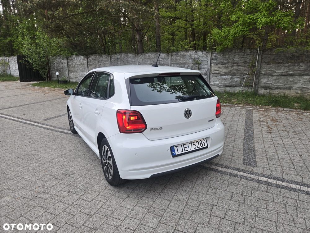 Volkswagen Polo 1.4 TDI (Blue Motion Technology) Comfortline - 12