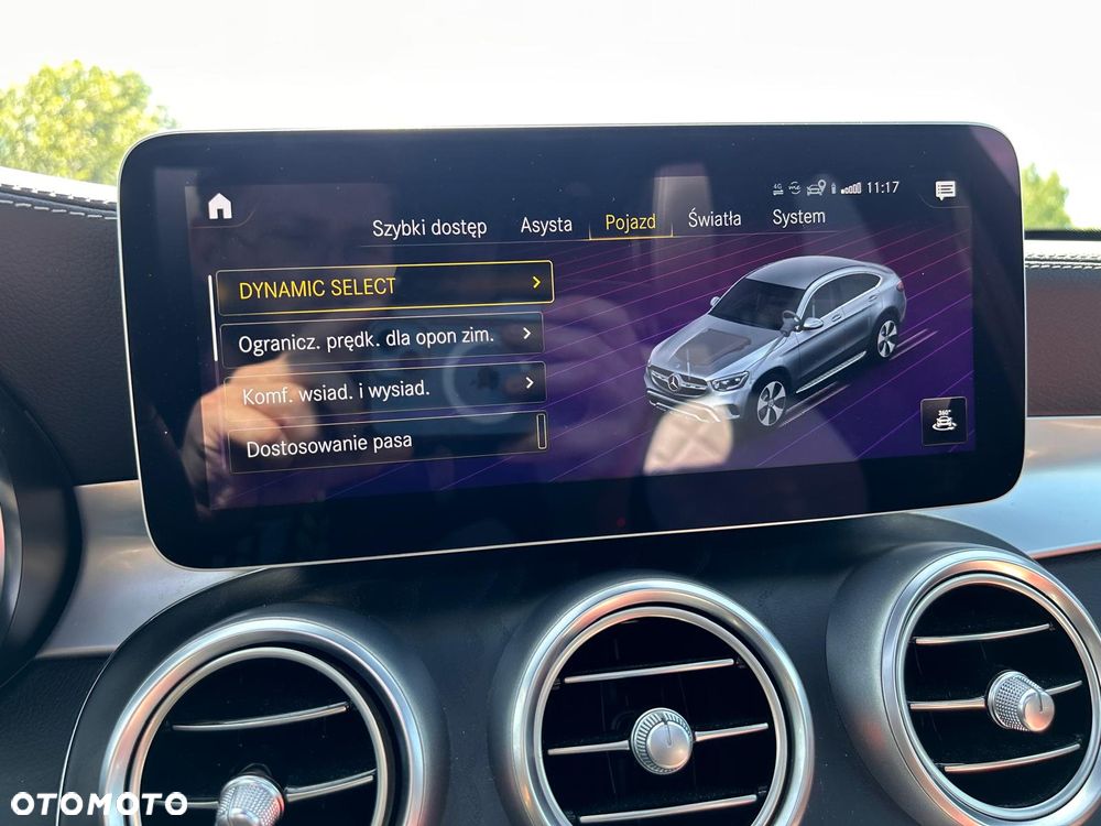 Mercedes-Benz GLC 300 d 4-Matic - 33