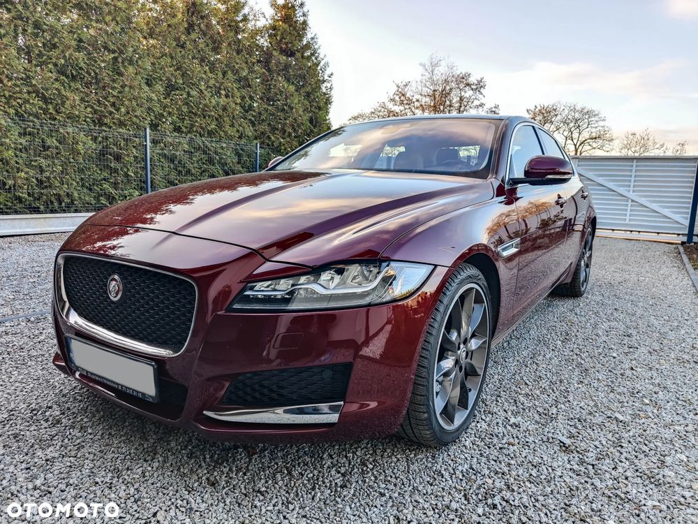 Jaguar XF - 1