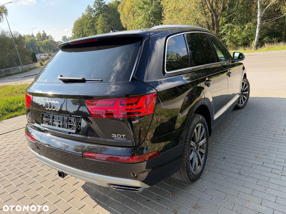 Audi Q7 2017 photo 3