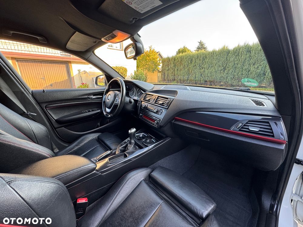 BMW Seria 1 118i Sport Line - 36