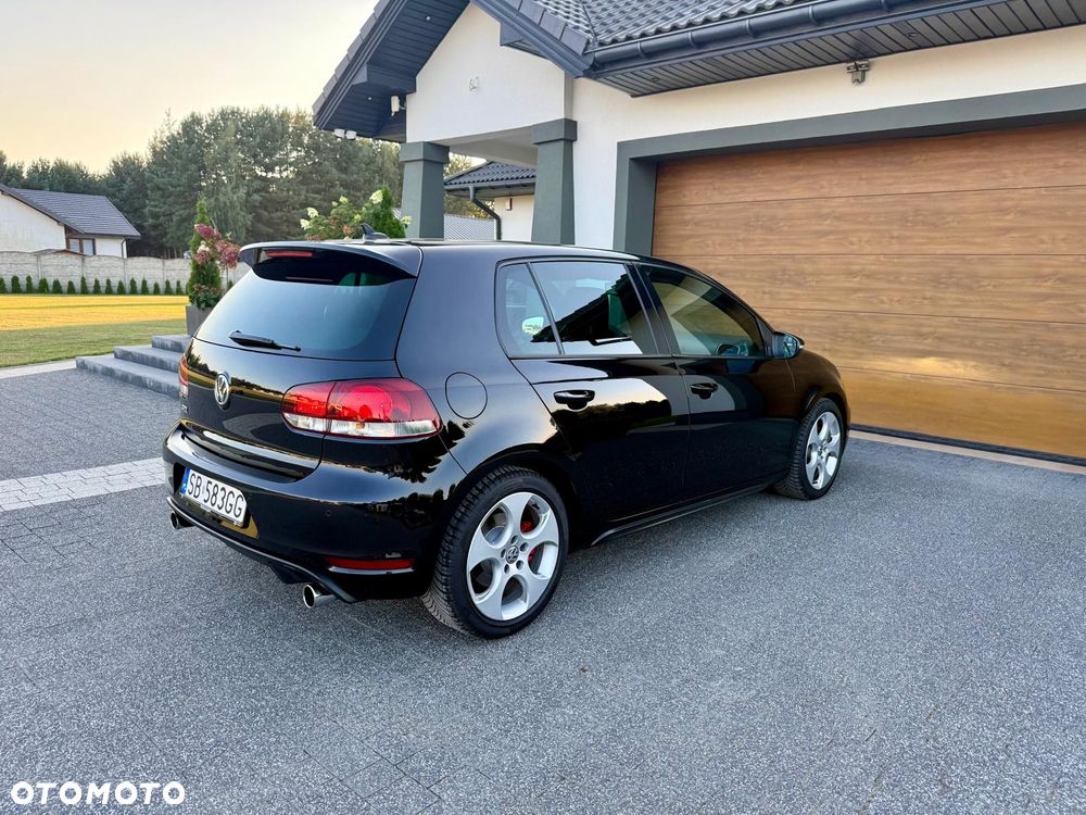 Volkswagen Golf 2.0 GTI DSG - 6