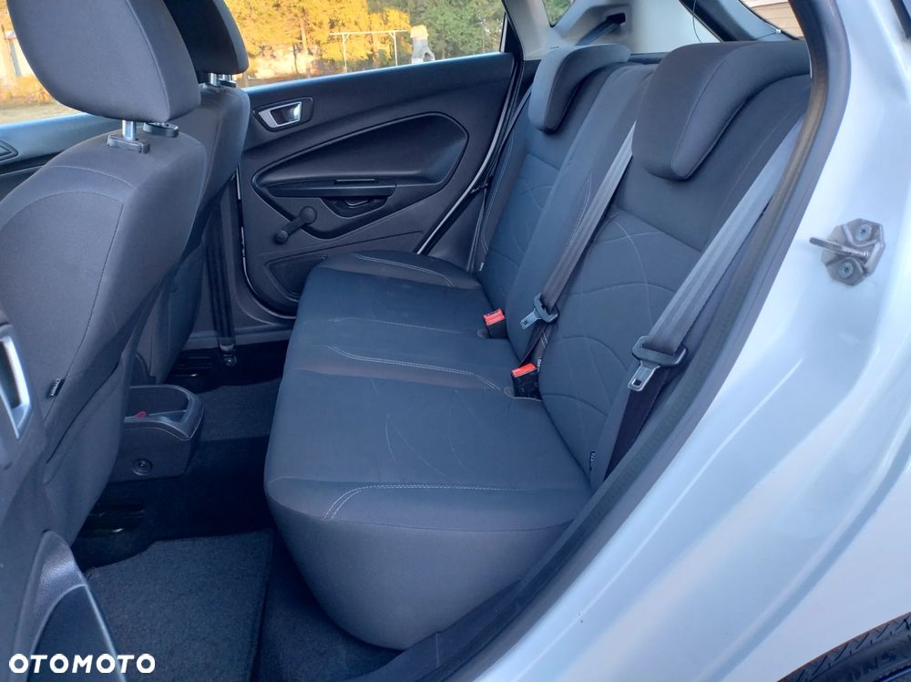 Ford Fiesta 1.25 Champions Edition - 25