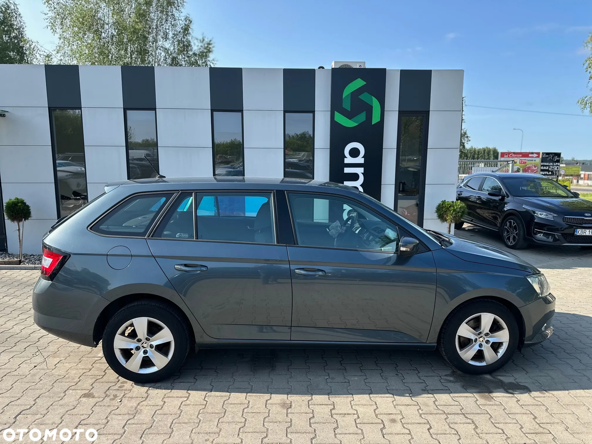 Skoda Fabia 1.2 TSI Active - 8