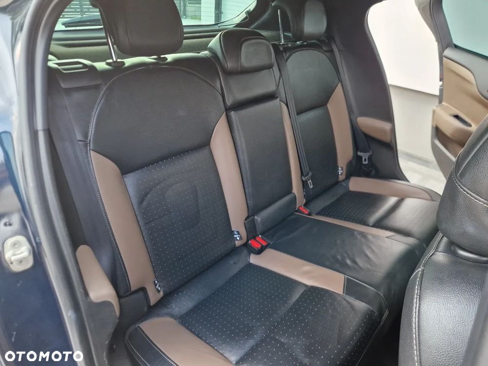 Citroën DS4 HDi 165 SportChic - 28