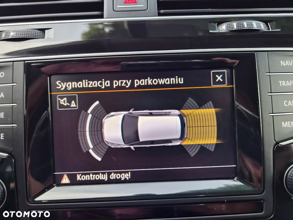 Volkswagen Golf 1.2 TSI BlueMotion Technology DSG Cup - 21