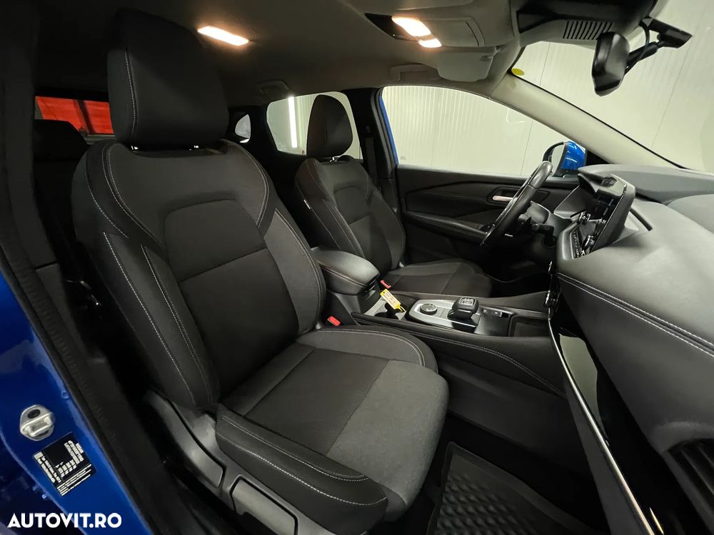 Nissan Qashqai 1.3 DIG-T 4x4 MHEV Xtronic N-Connecta - 11