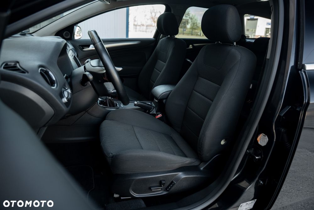 Ford Mondeo 2.0 TDCi Titanium - 24