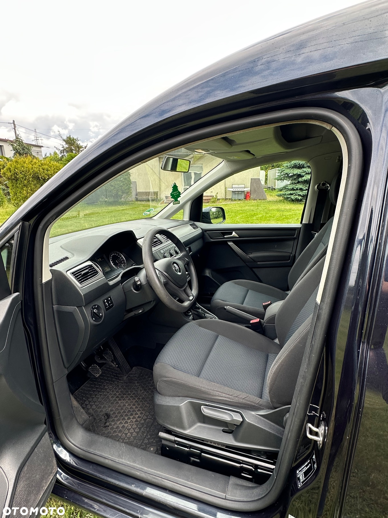 Volkswagen Caddy - 10