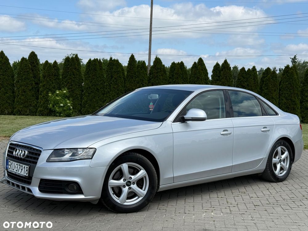 Audi A4 Limousine - 3