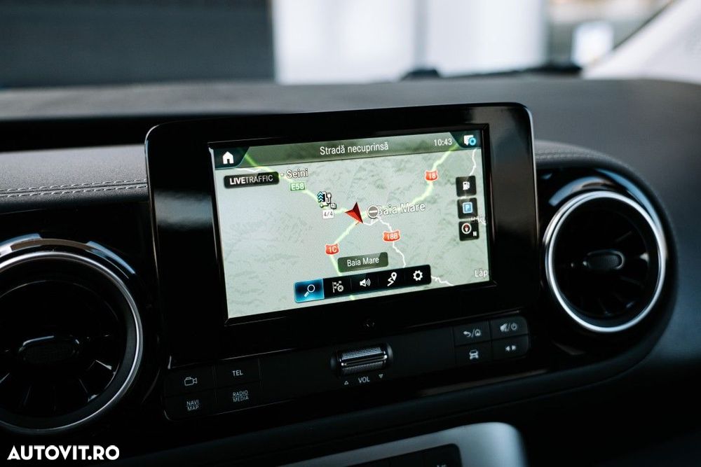 Mercedes-Benz EQT - 36