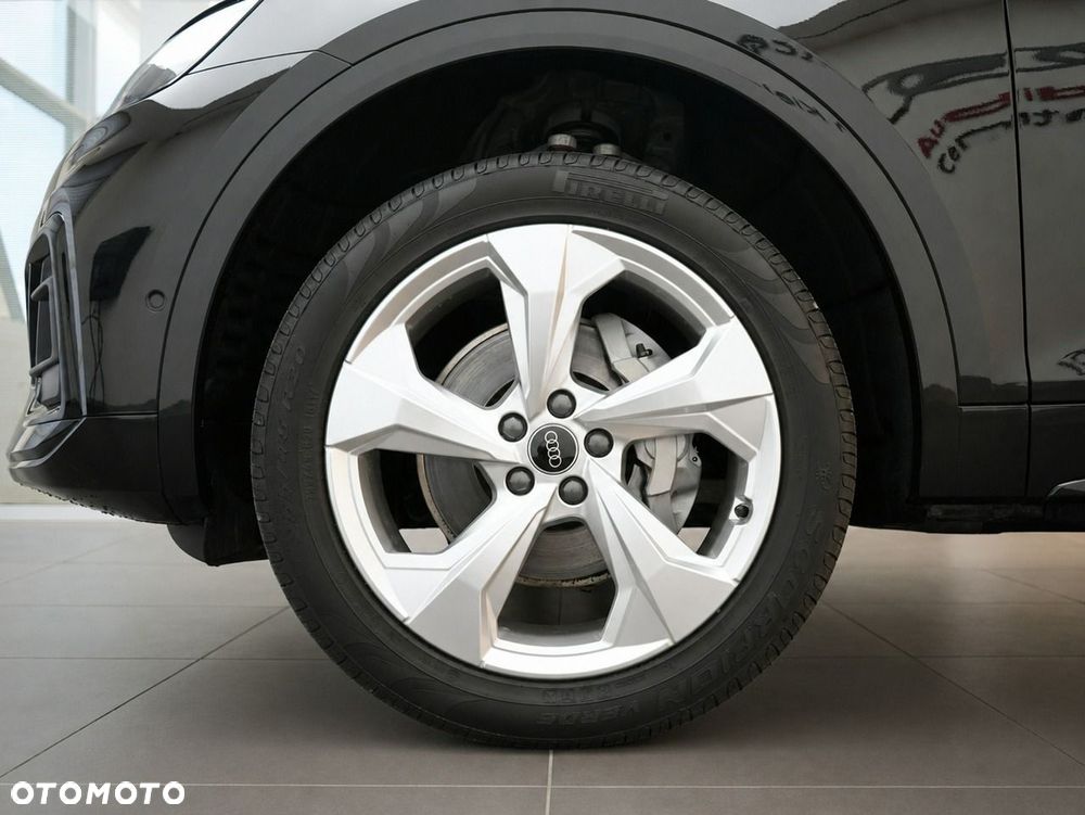 Audi Q5 Sportback - 6