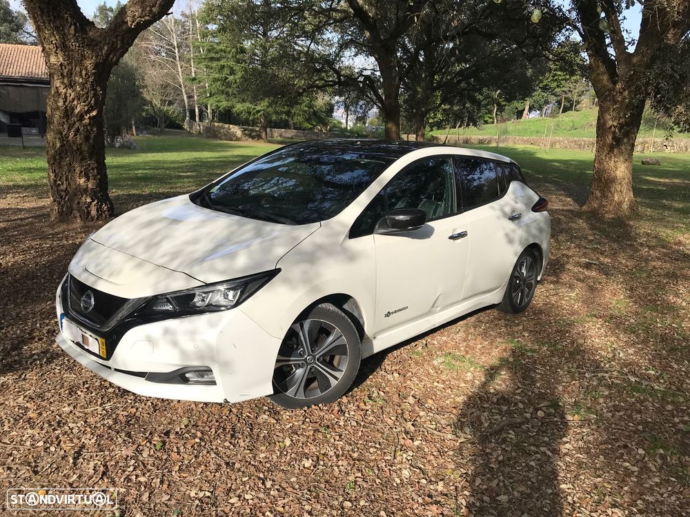 Nissan Leaf 40 kWh Tekna - 4