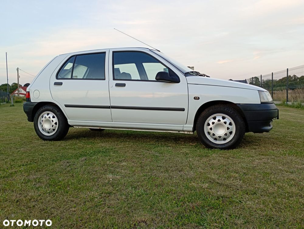 Renault Clio - 34