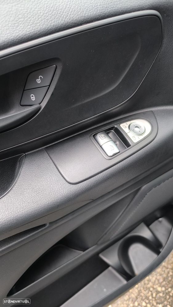 Mercedes-Benz Vito Furgão Pro Longo 114Cdi - 9