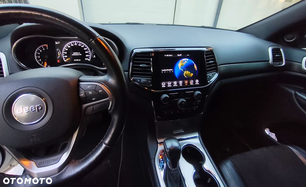 Jeep Grand Cherokee - 9