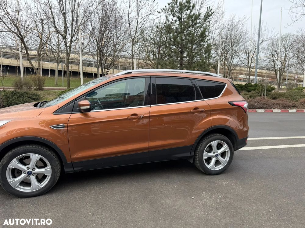 Ford Kuga 2.0 TDCi 4WD Powershift Titanium - 9