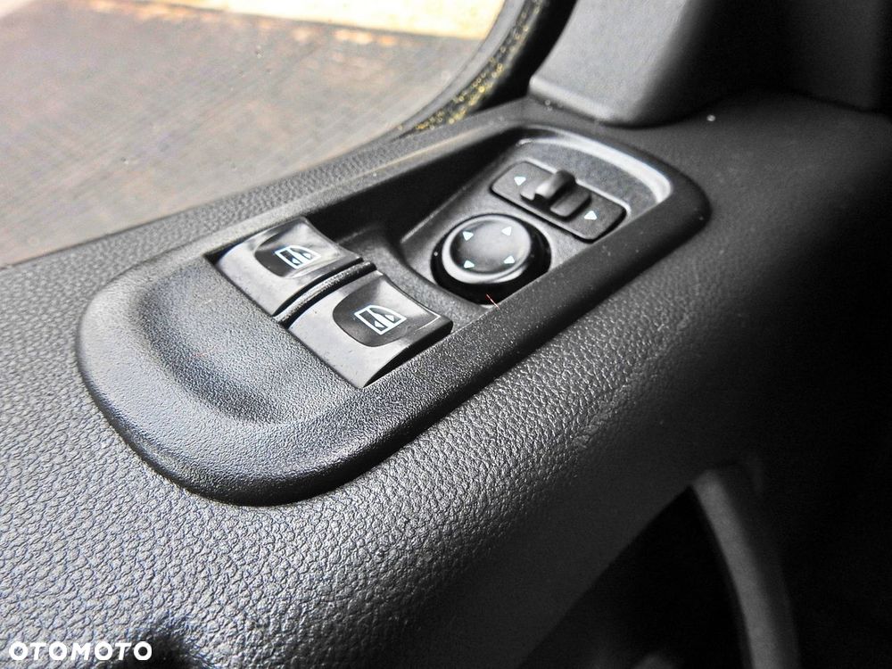 Opel MOVANO  PLANDEKA 8 PALET WEBASTO TEMPOMAT LEDY PNEUMATYKA KLIMATYZACJA  165KM - 27