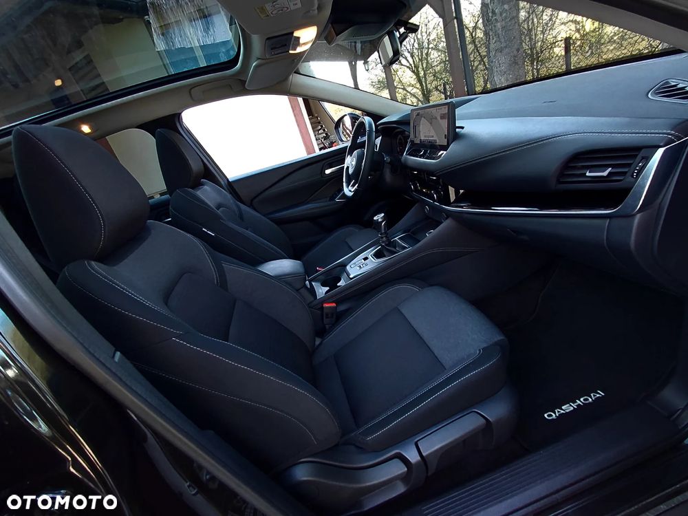 Nissan Qashqai 1.3 DIG-T Tekna EU6d - 24