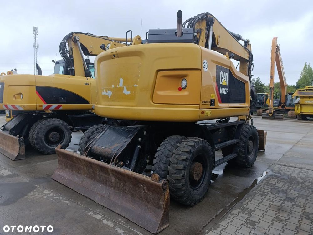 Caterpillar M317F - 3