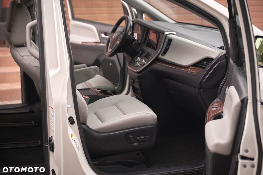 Toyota Sienna 3.5 V6 Limited AWD - 22