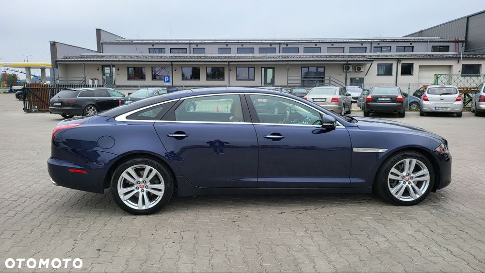 Jaguar XJ 3.0 T AWD Portfolio - 9
