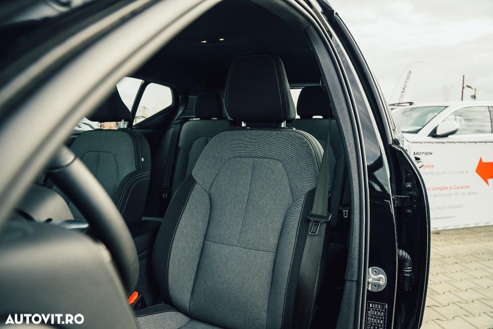 Volvo XC 40 Recharge T5 Twin Engine AT7 R-Design Expression - 9