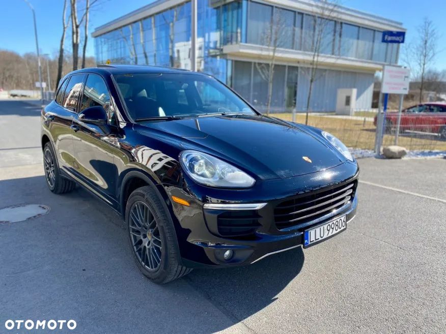 Porsche Cayenne Standard - 1