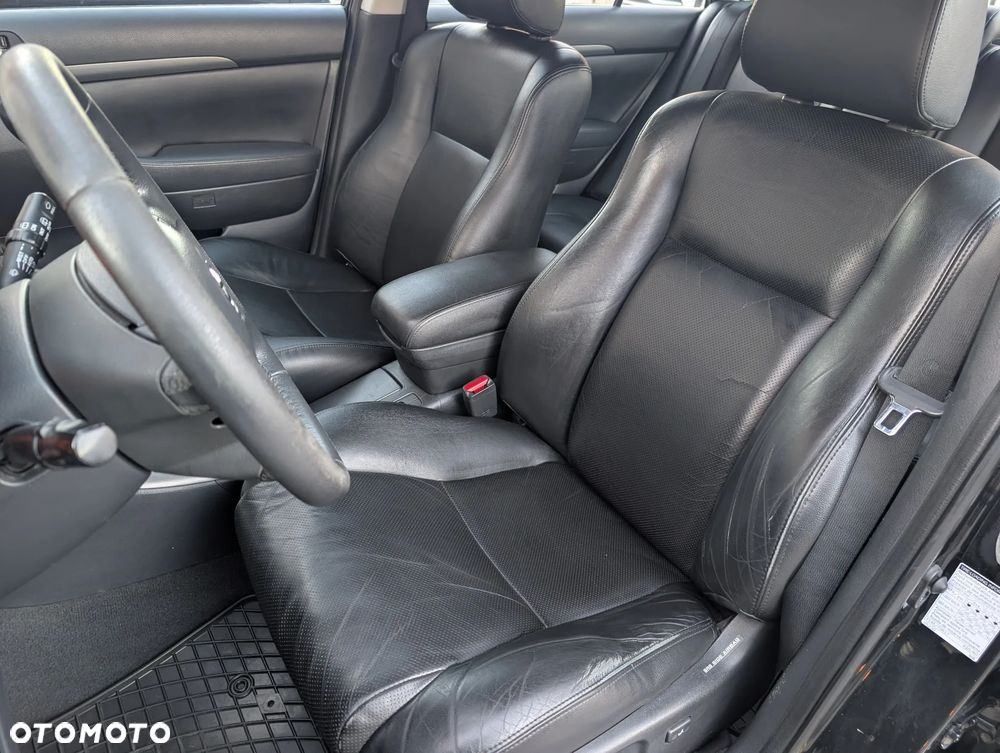 Toyota Avensis 2.0 VVT-i Prestige - 19