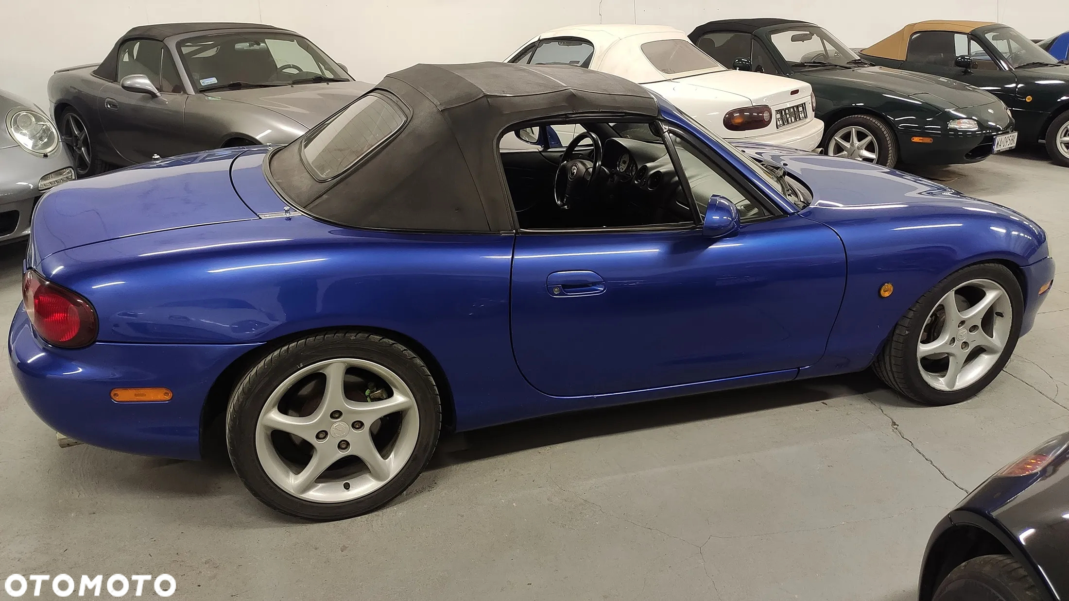 Mazda MX-5 1.9i 16V - 23