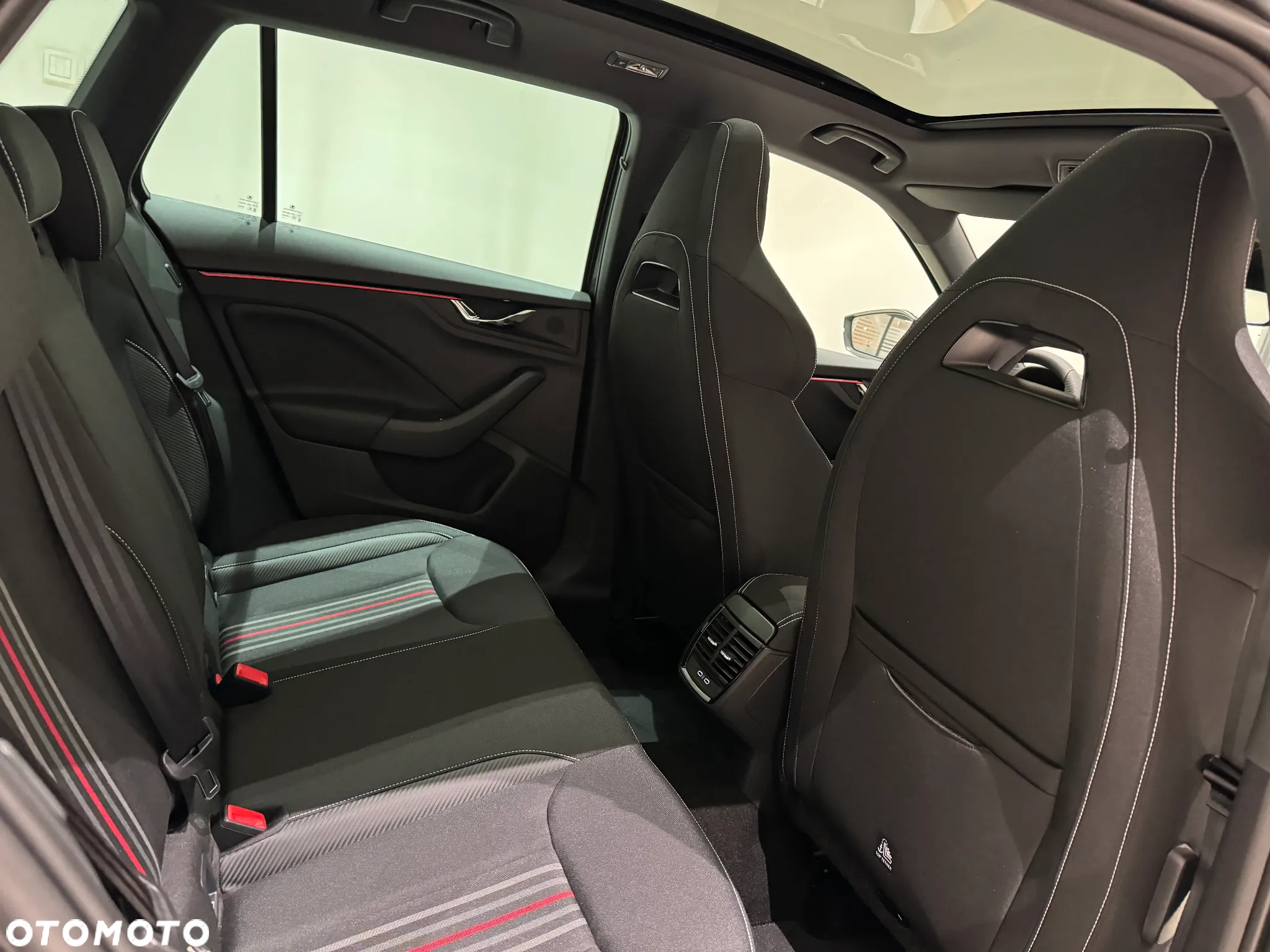 Skoda Kamiq 1.5 TSI Monte Carlo DSG - 17